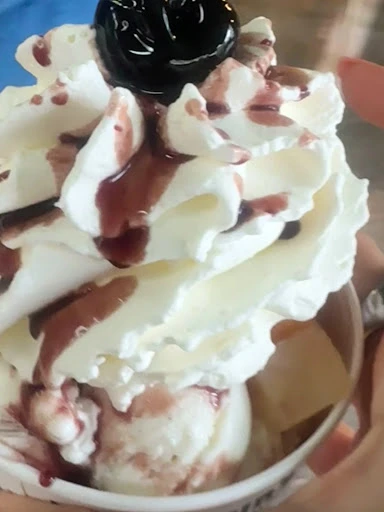 Unbehaun Eis photo 6